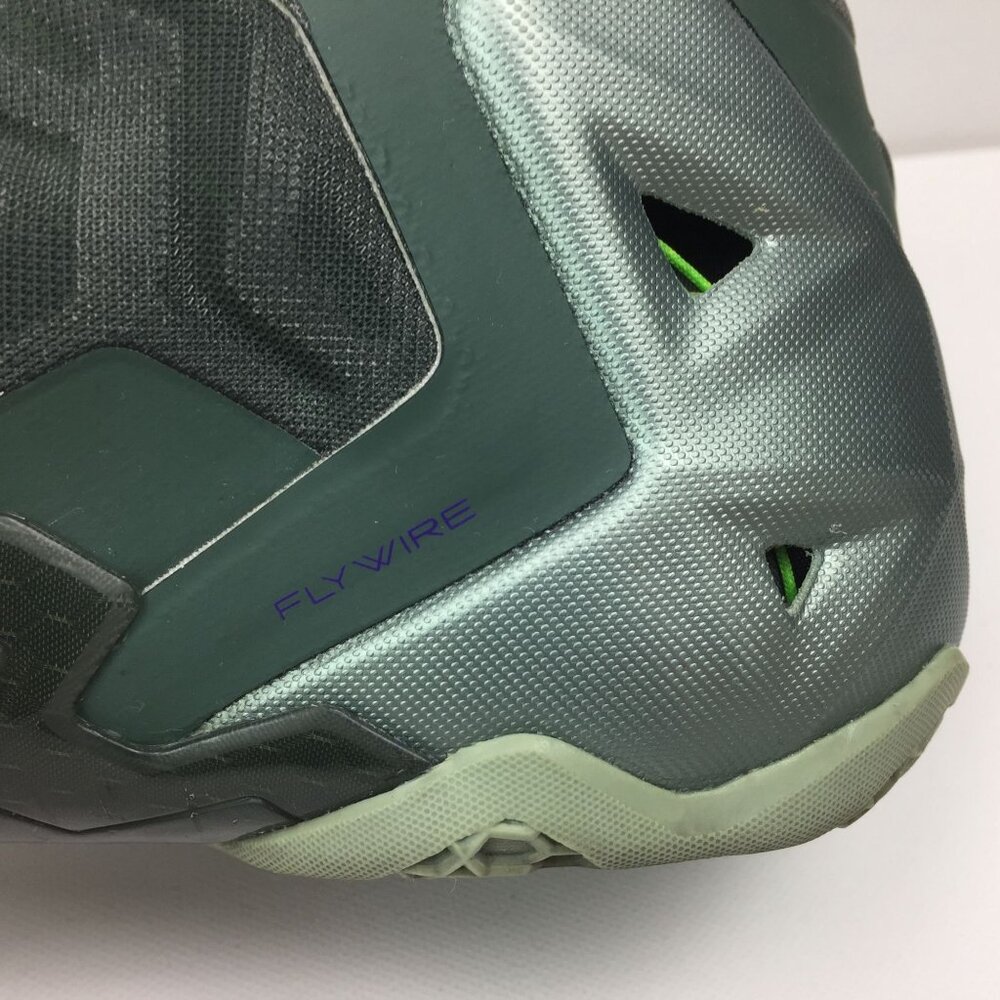 Nike Lebron James 11 XI Dunkman Sneakers 616175-300 Mica Green Sea Spray Size 9 - Picture 8 of 12